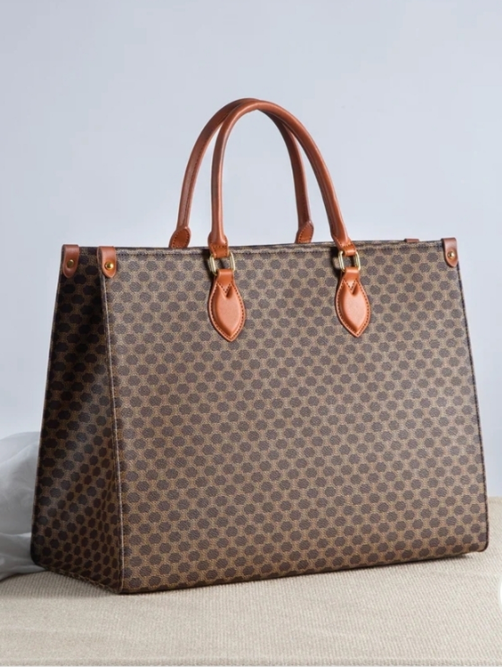 Euc Mila Kate Top Handle Tote Bag Faux leather/Coated Canvas